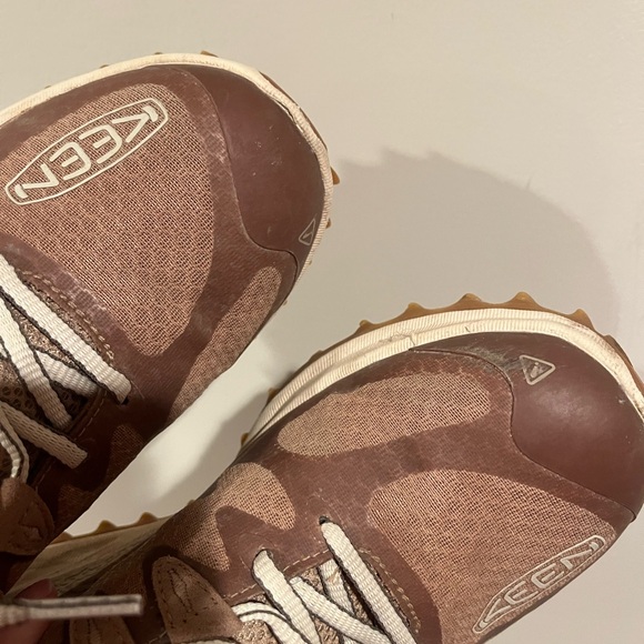 Keen Zionic waterproof hikers size 8.5 - Picture 8 of 8